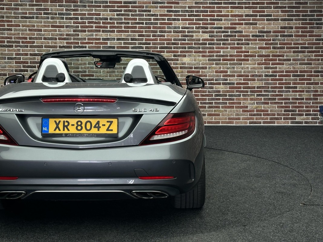 Mercedes-Benz SLC