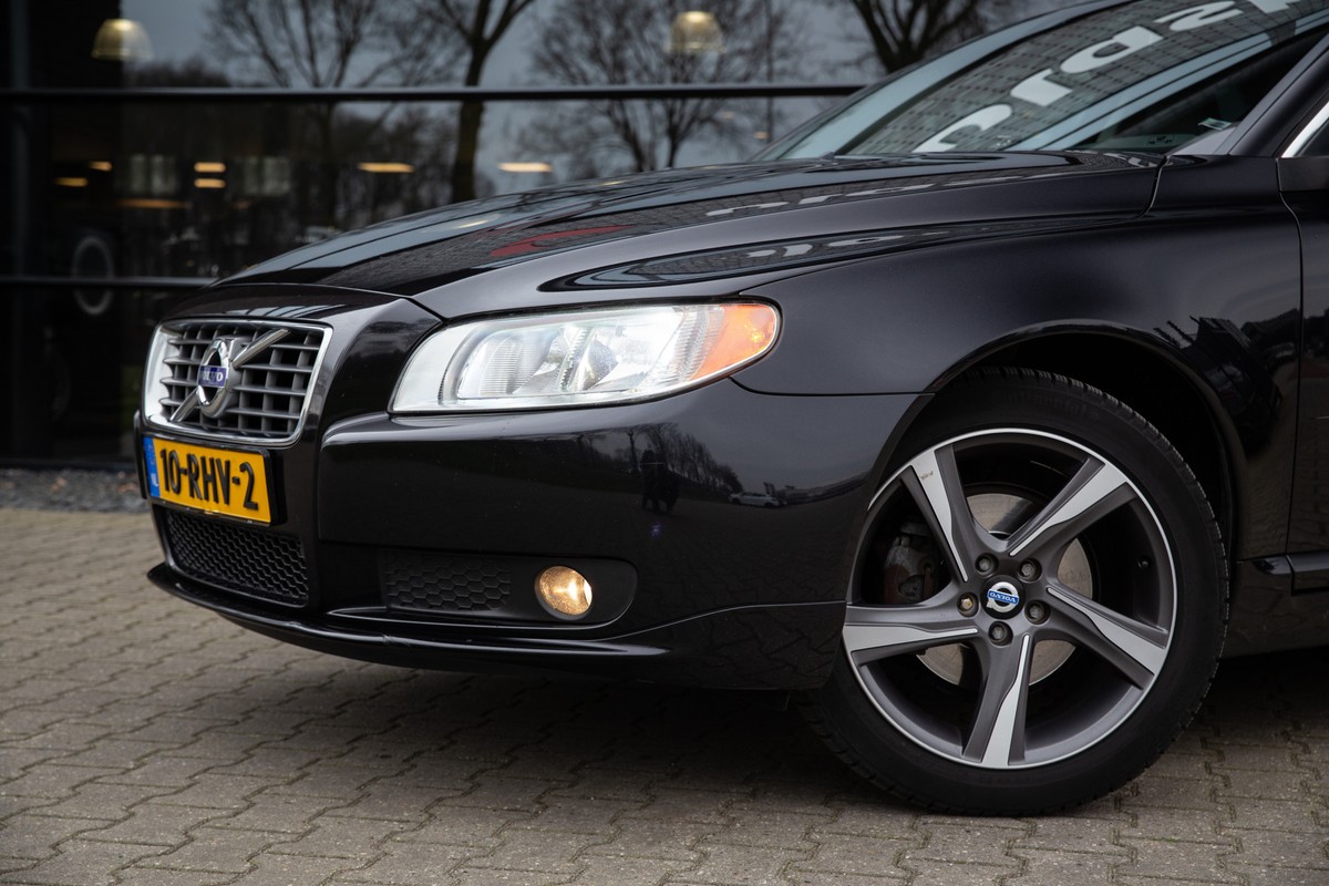 Volvo S80