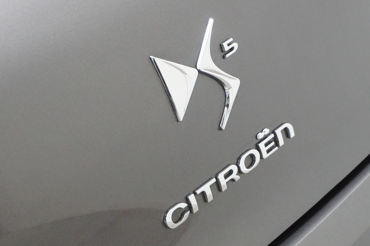 DS DS 5