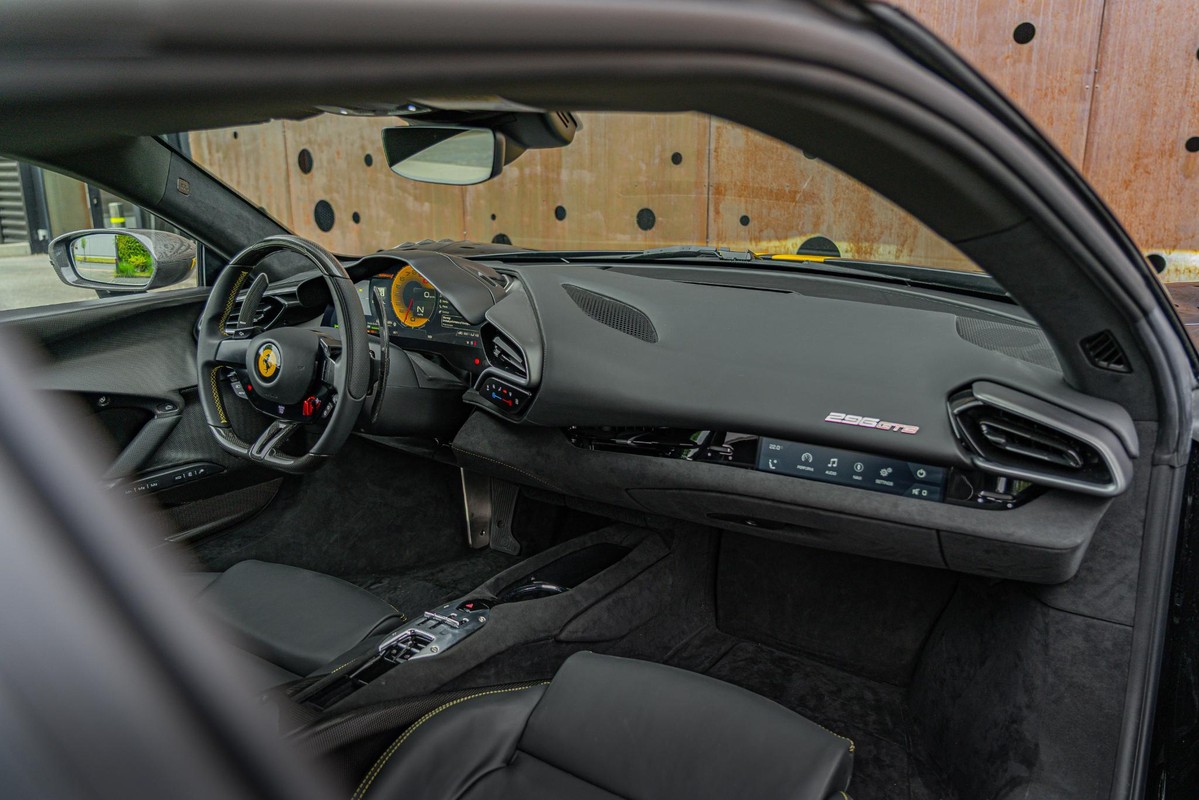 Ferrari 296