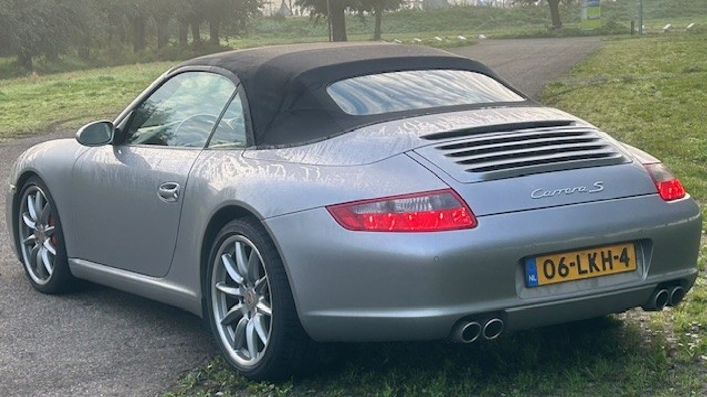 Porsche 911