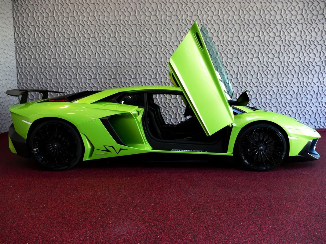 Lamborghini Aventador