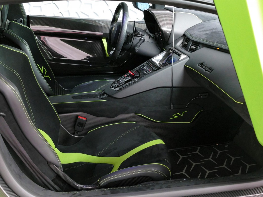 Lamborghini Aventador