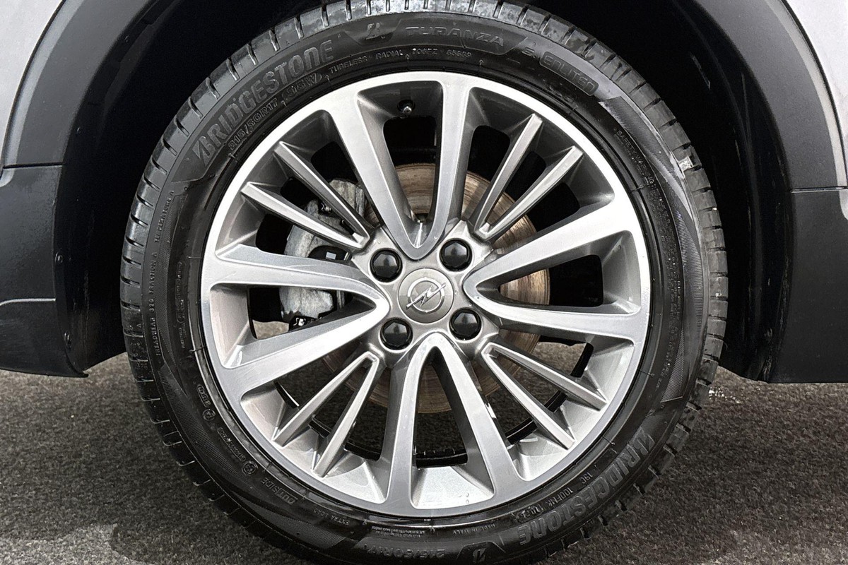 Opel Crossland X