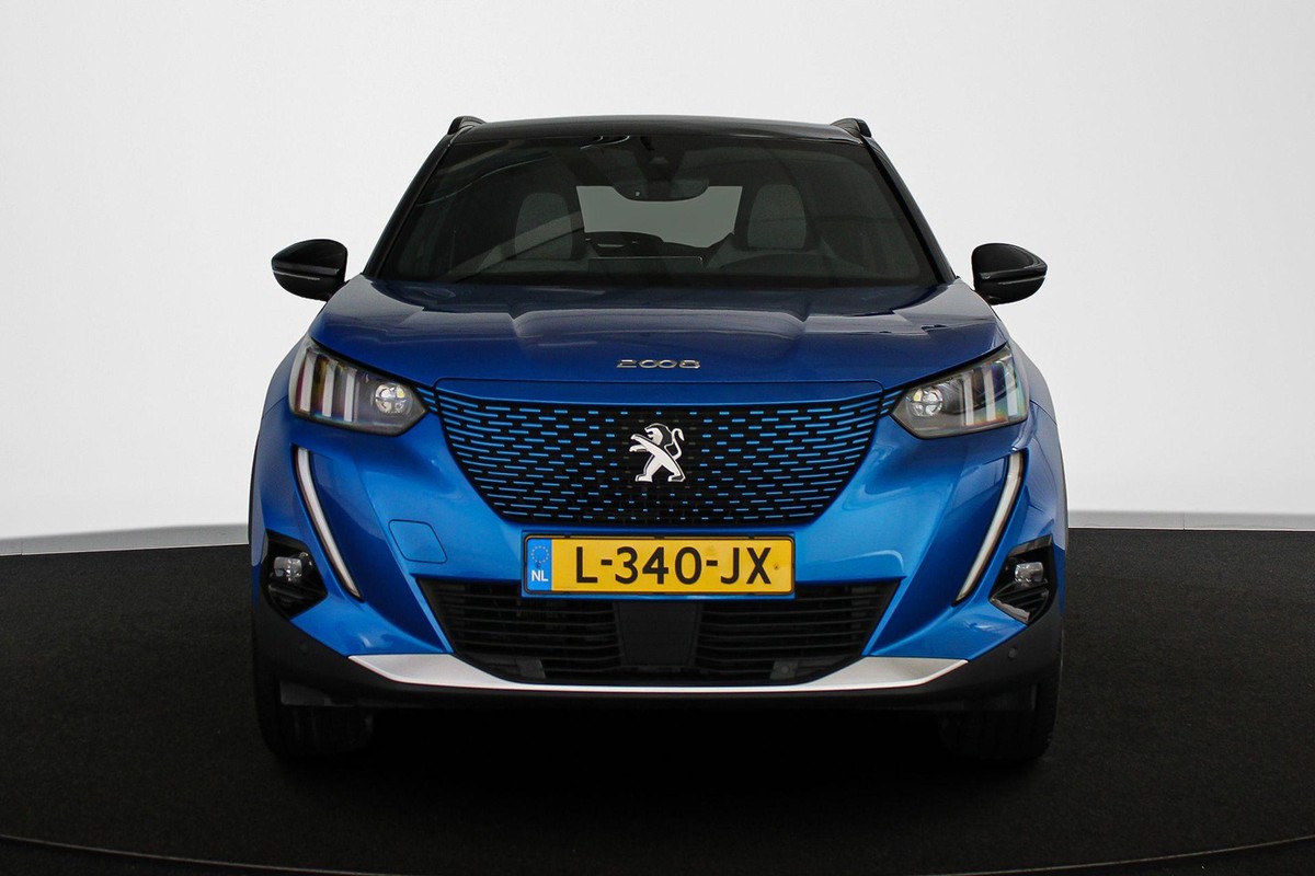 Peugeot e-2008