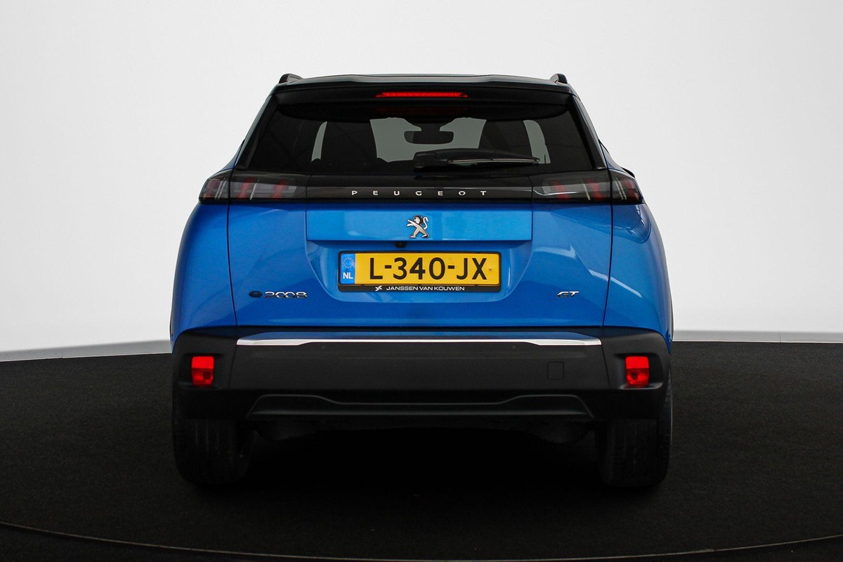 Peugeot e-2008