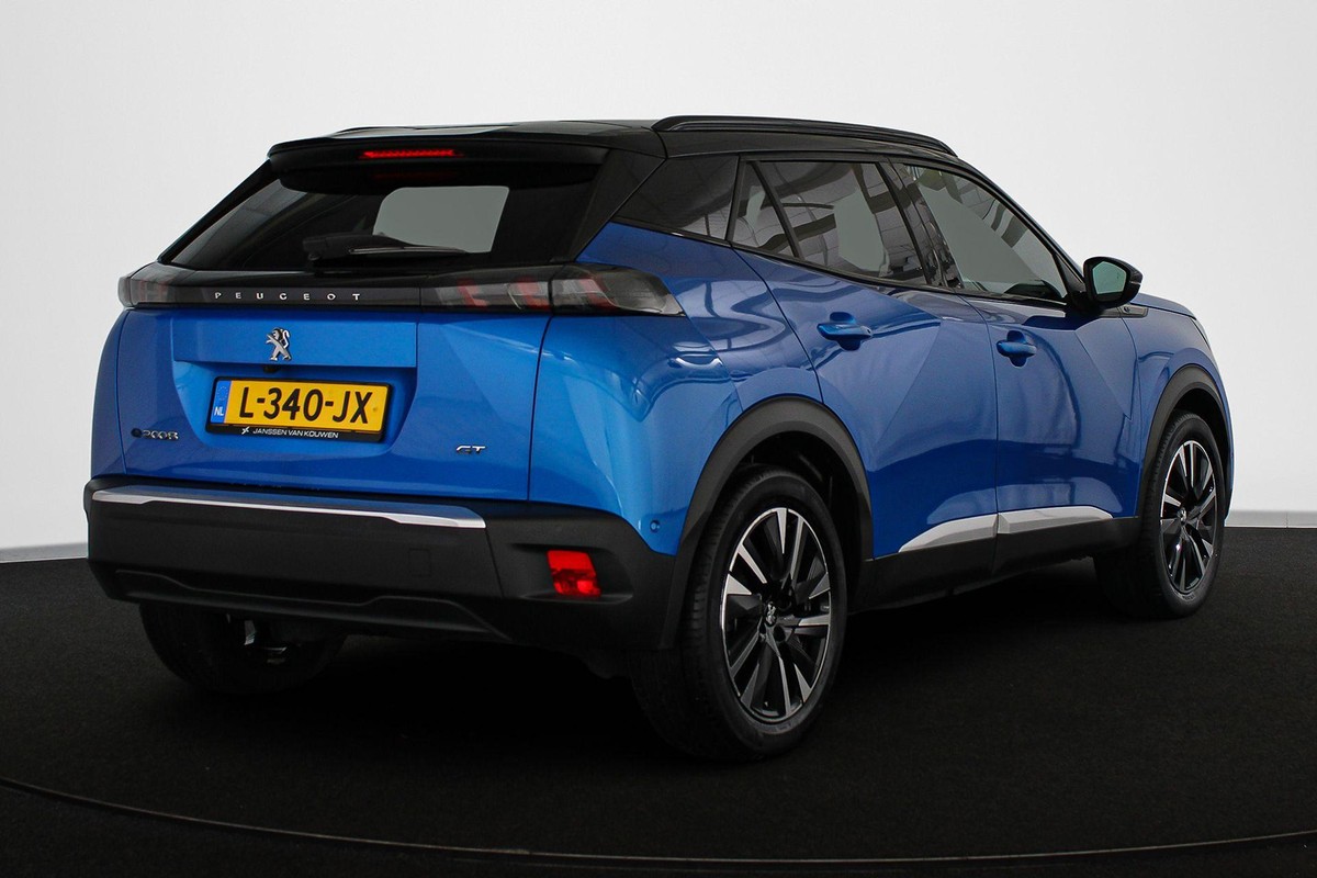 Peugeot e-2008