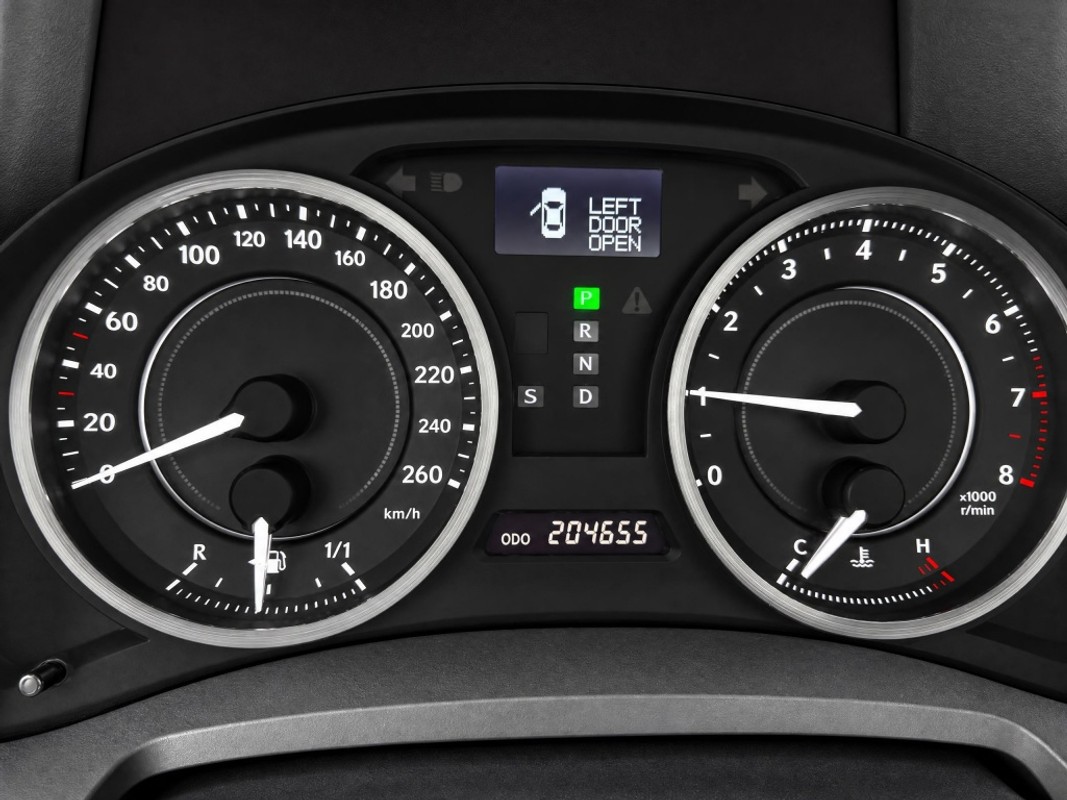 Lexus IS