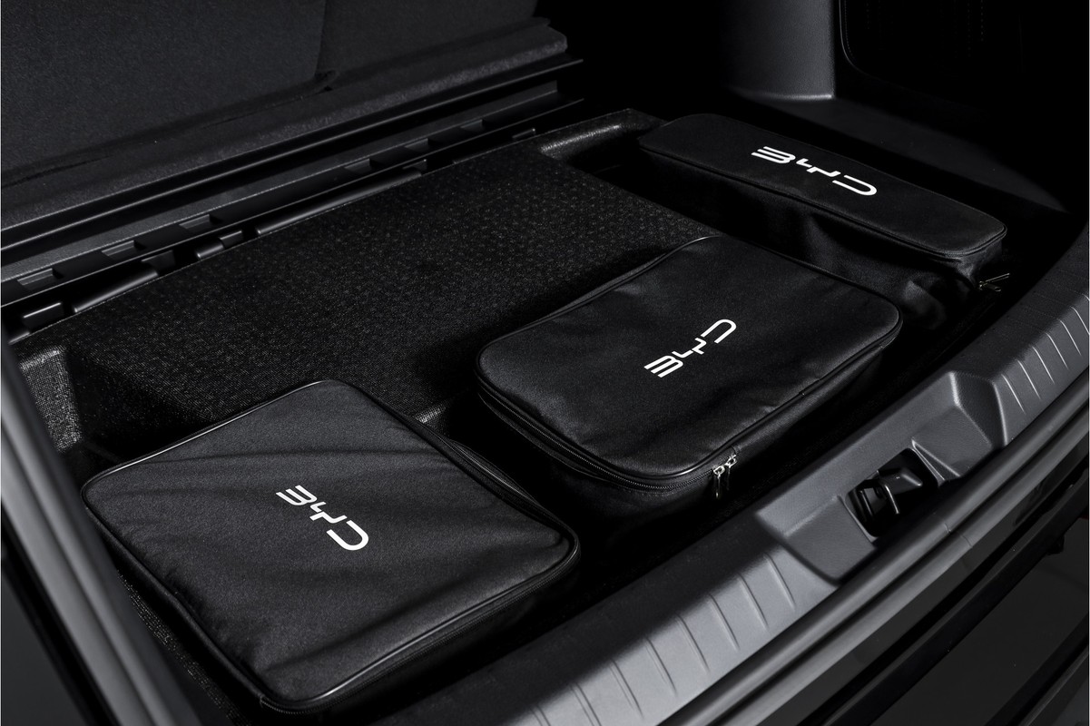 BYD SEAL U