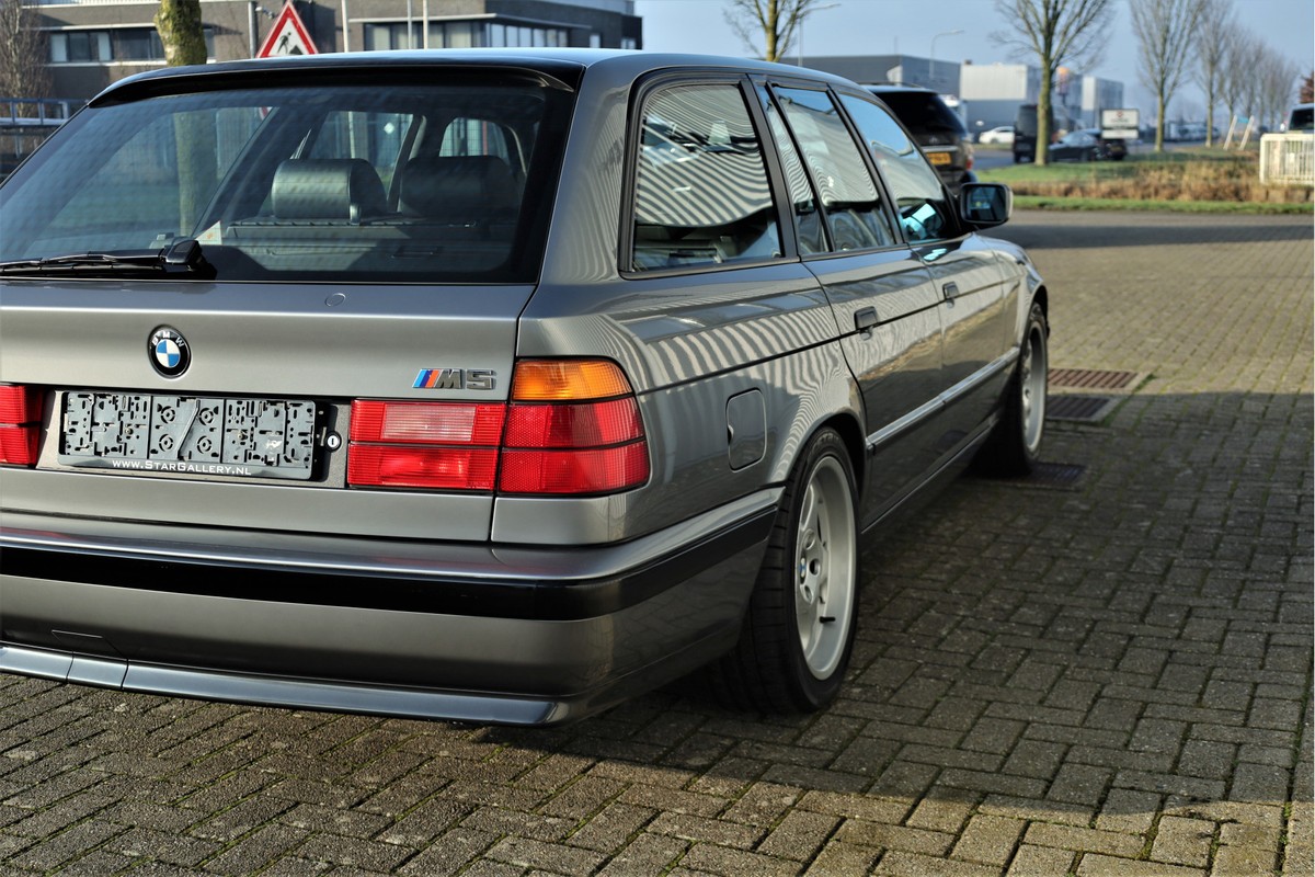 BMW M5