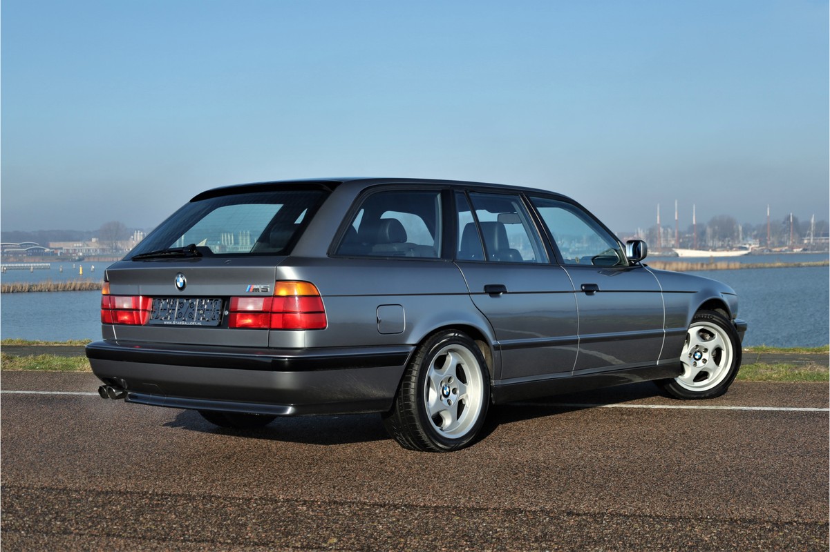 BMW M5