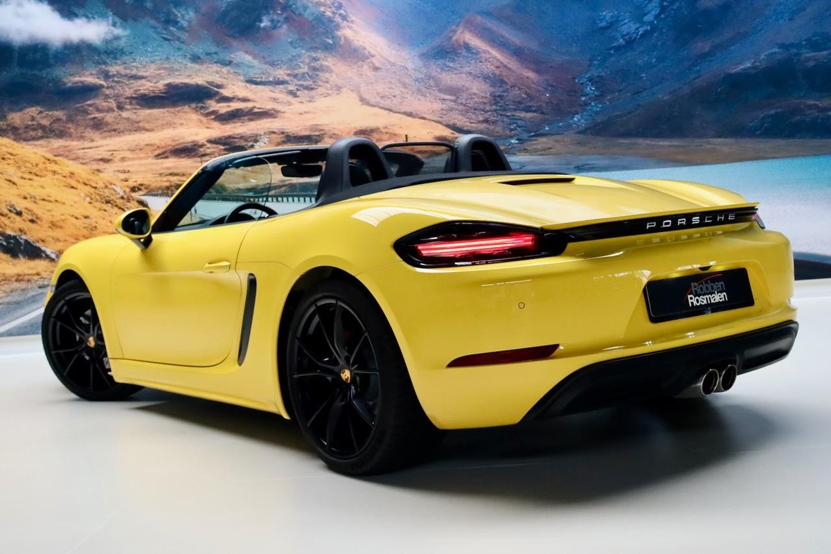 Porsche 718