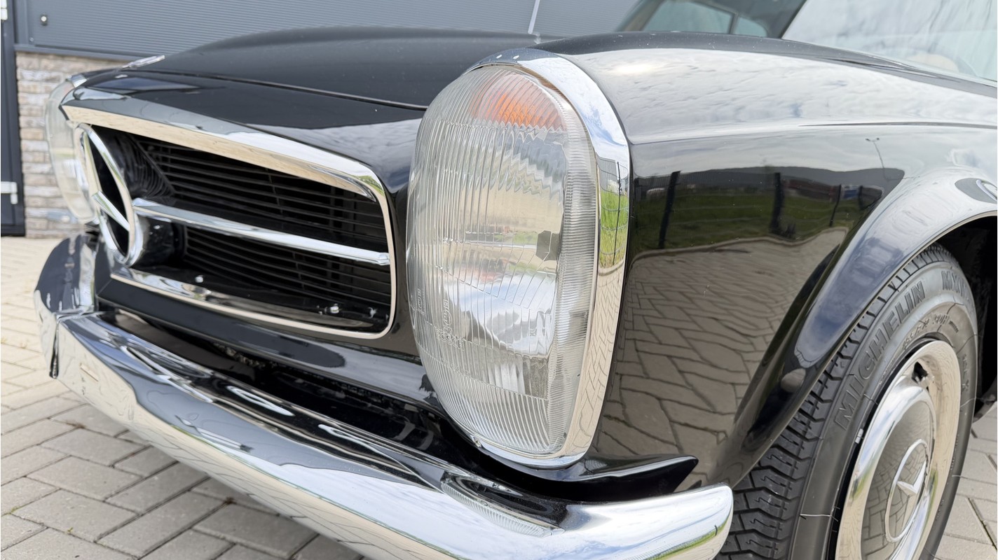 Mercedes-Benz SL