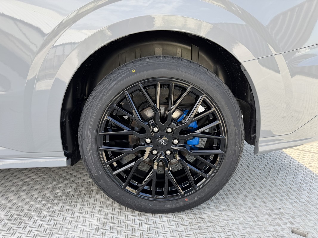 Ford E-Transit Custom