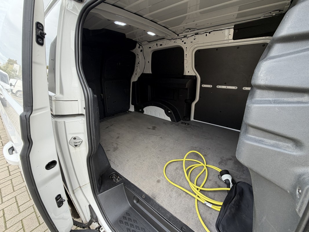 Volkswagen ID. Buzz Cargo