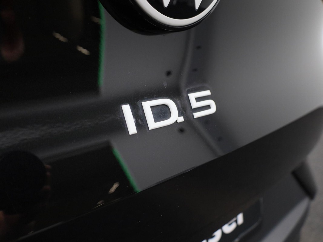 Volkswagen ID.5