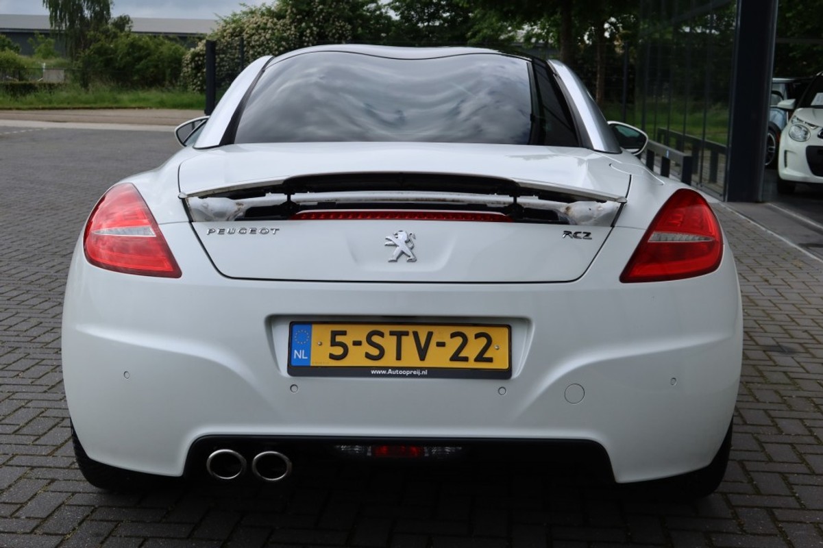 Peugeot RCZ