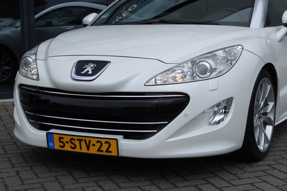 Peugeot RCZ