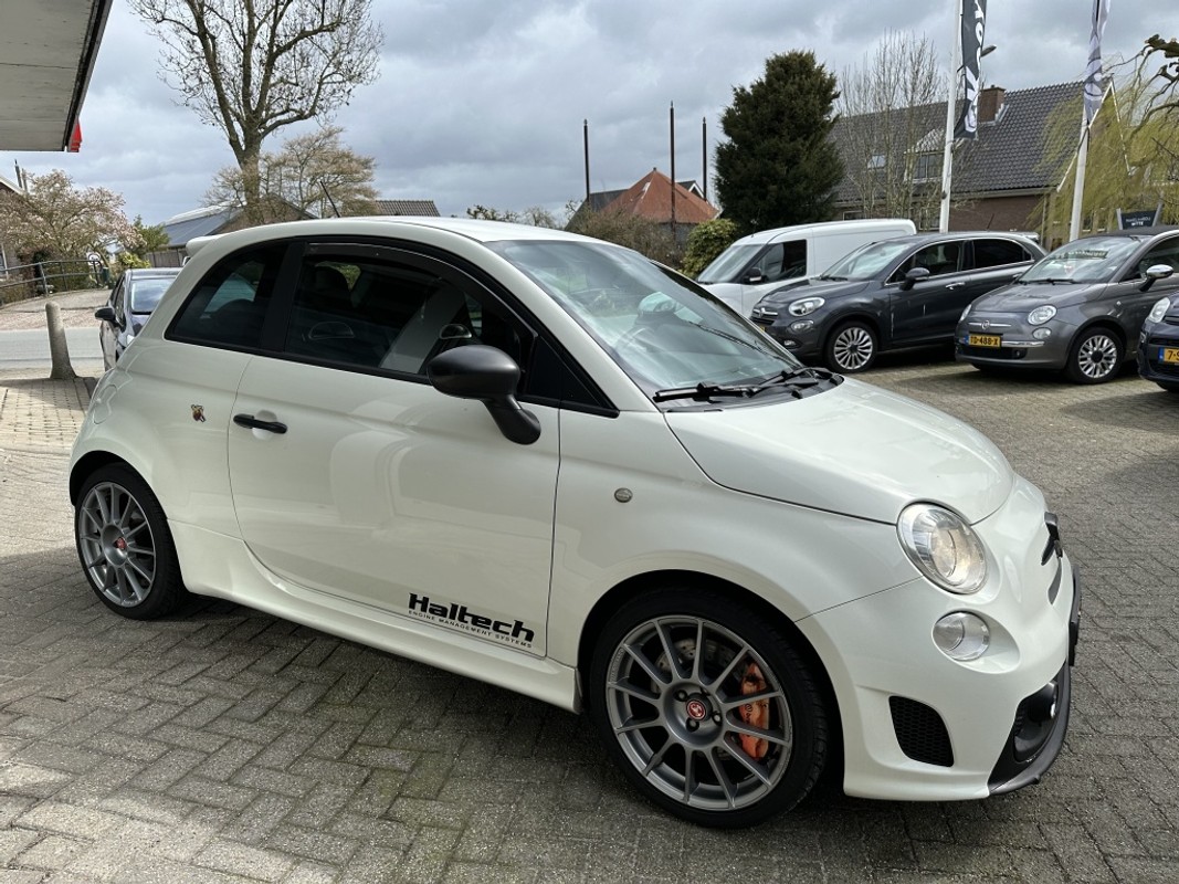 Abarth 595
