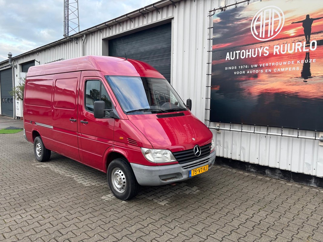 Mercedes-Benz Sprinter