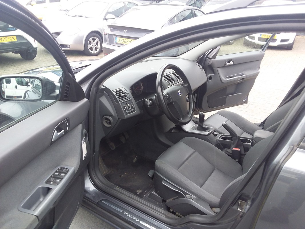 Volvo V50