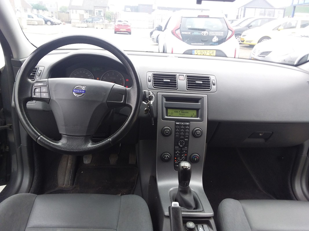 Volvo V50
