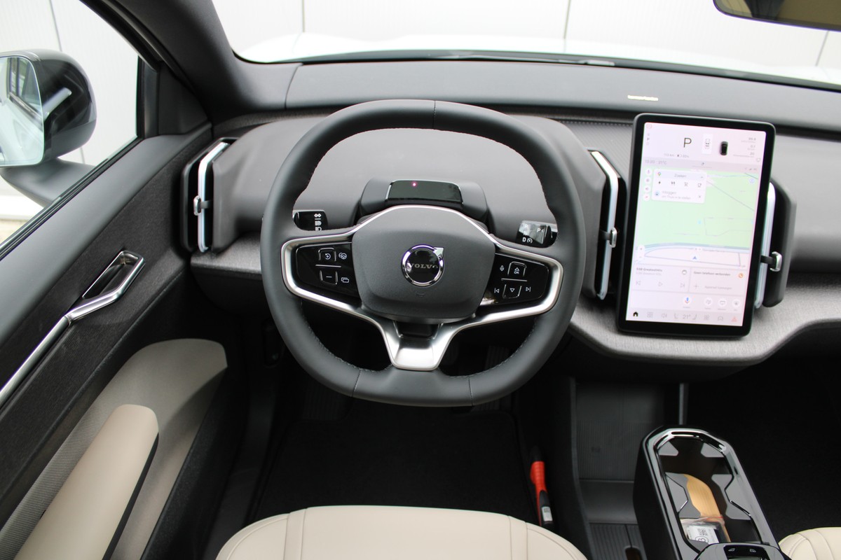 Volvo EX30