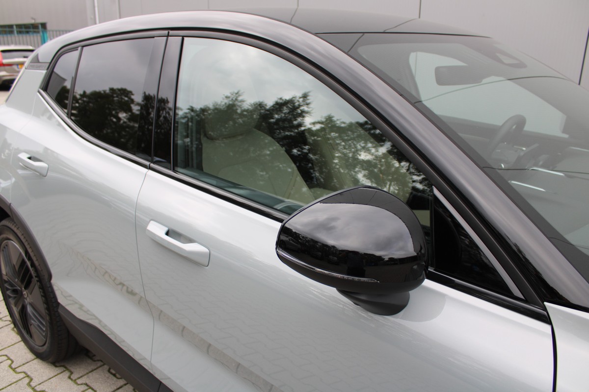 Volvo EX30
