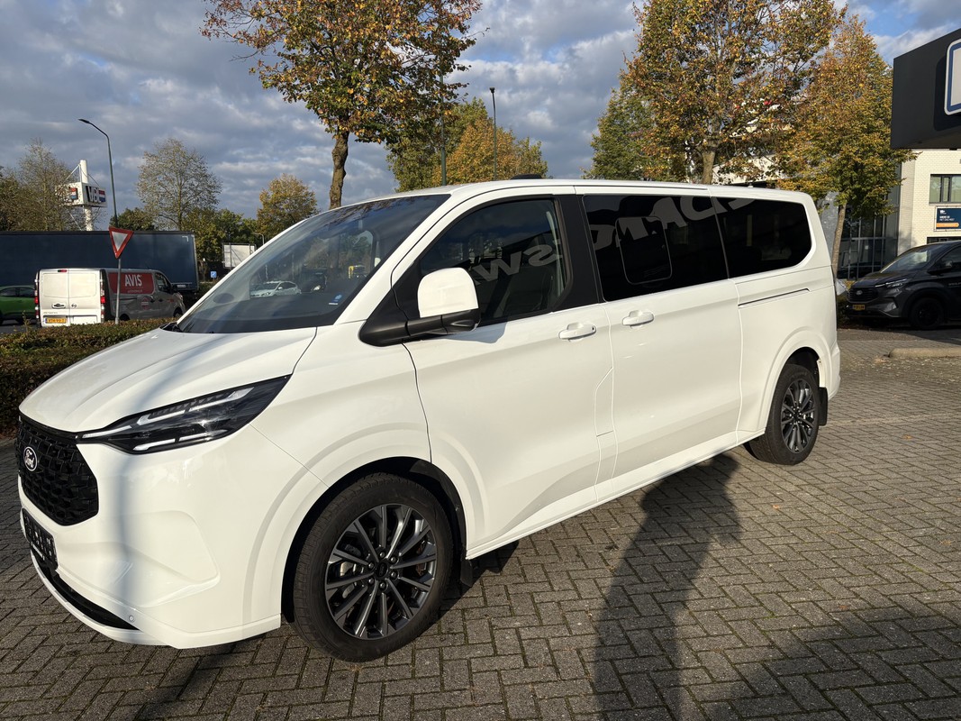 Ford Tourneo Custom