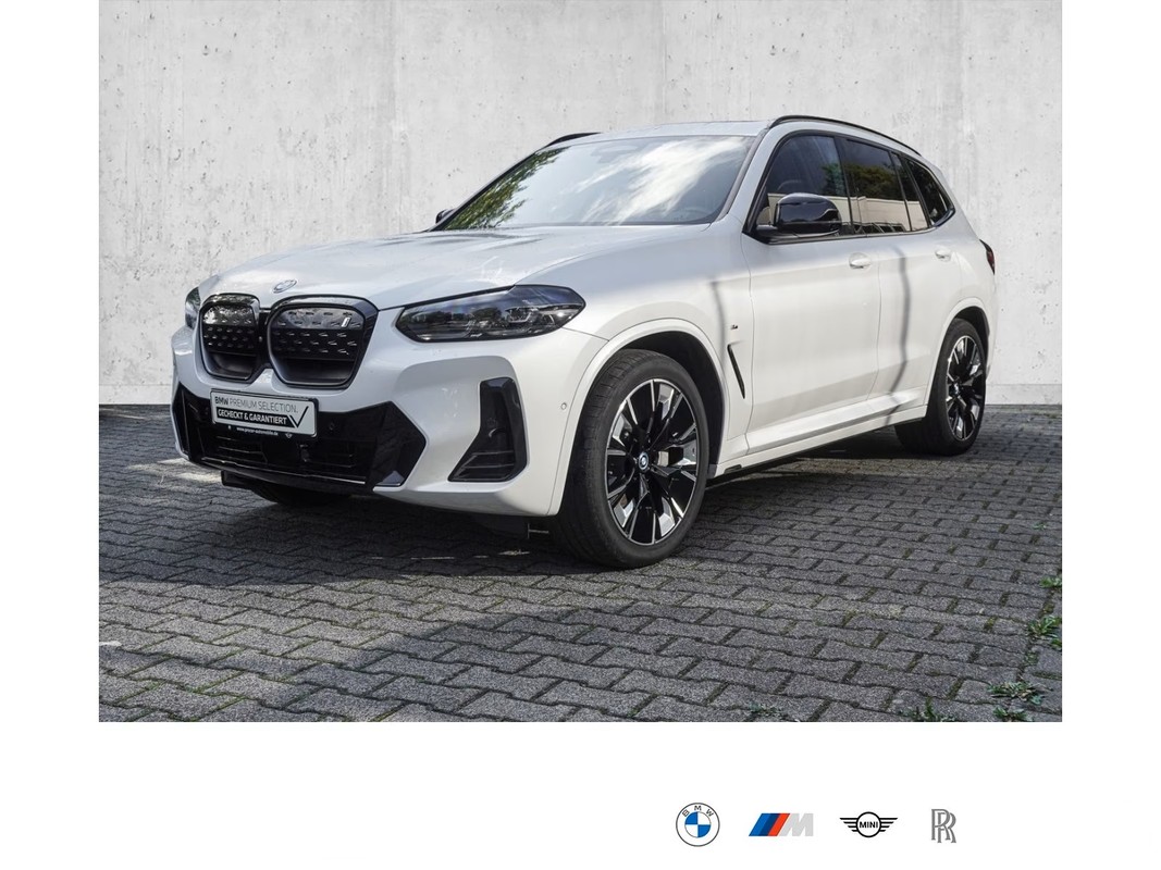 BMW iX3