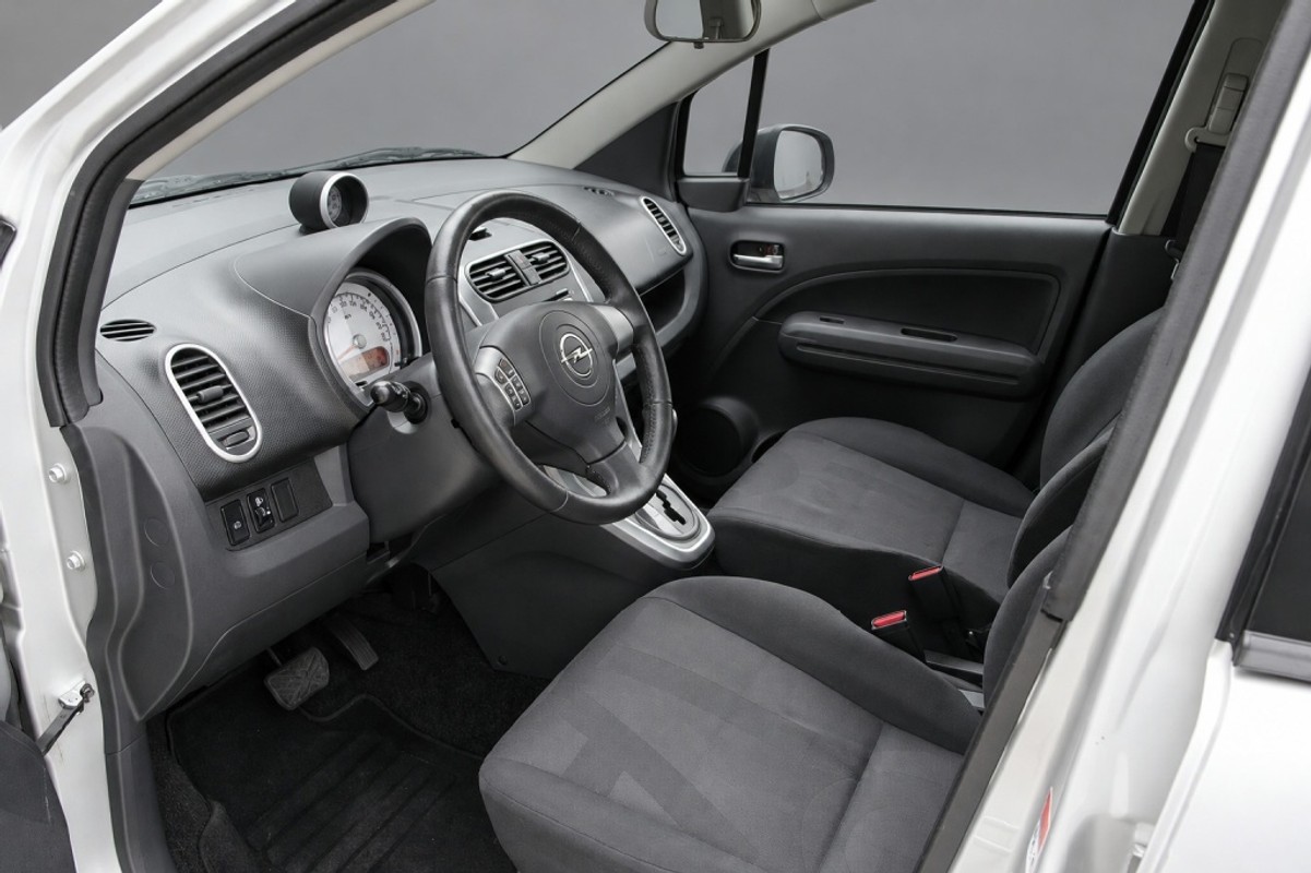 Opel Agila
