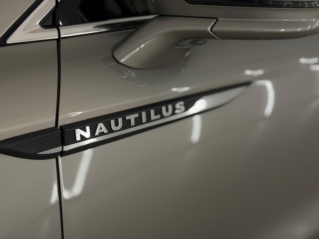 Lincoln Nautilus