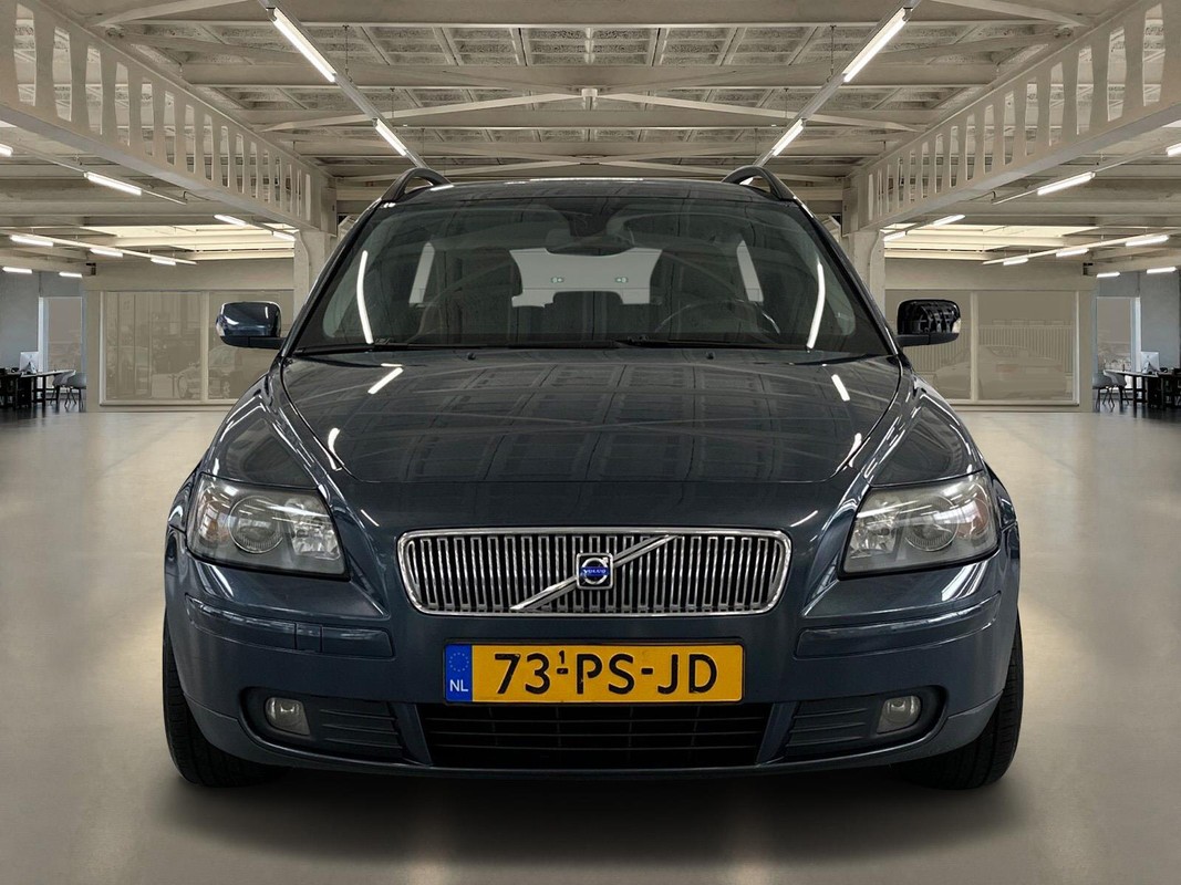 Volvo V50