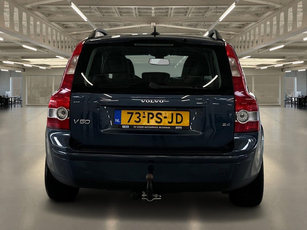 Volvo V50