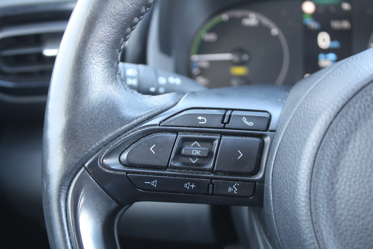 Mazda 2 Hybrid