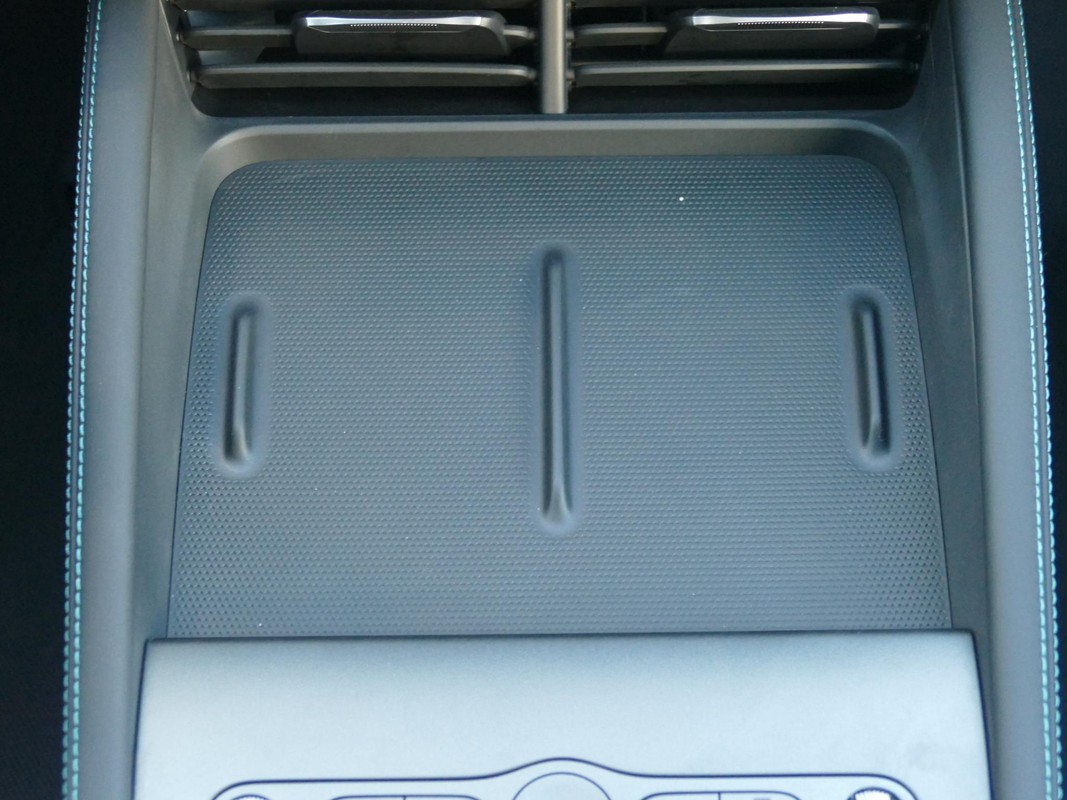 BYD SEAL