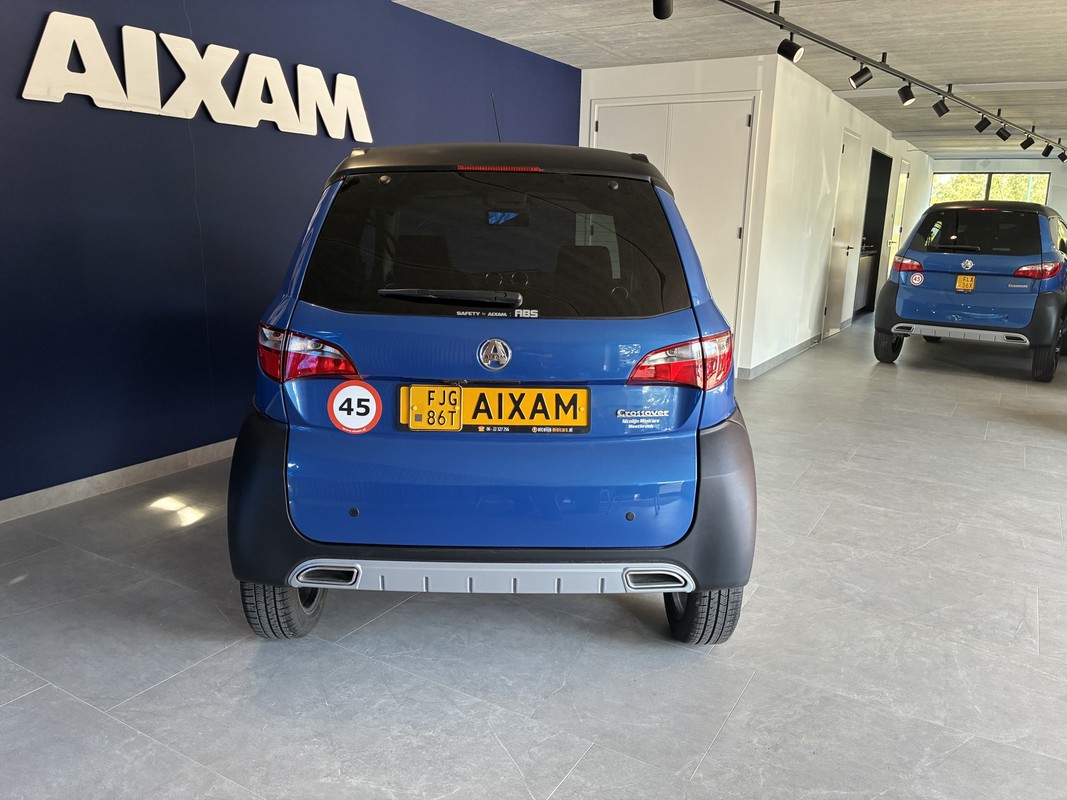 Aixam Crossover