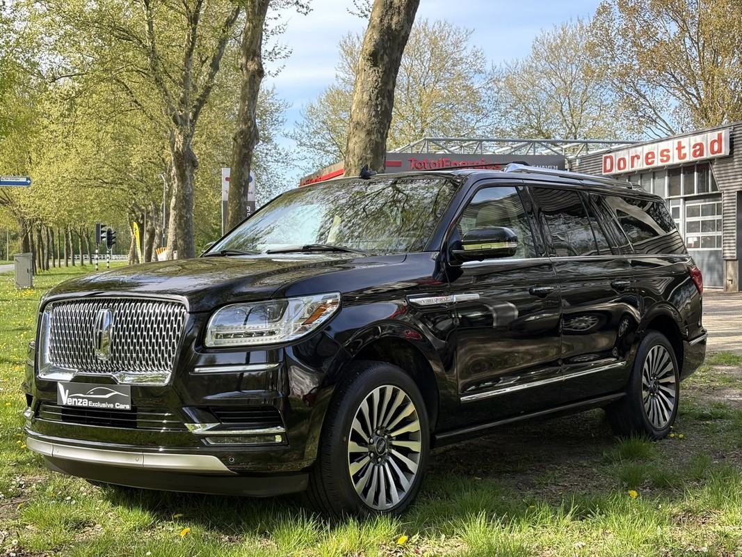 Lincoln Navigator