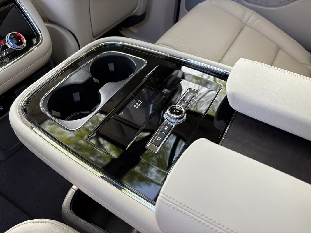 Lincoln Navigator