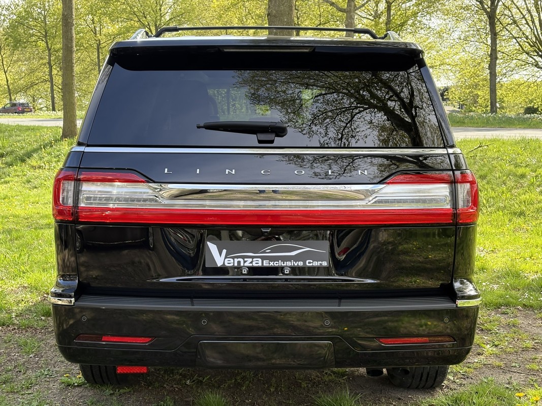 Lincoln Navigator