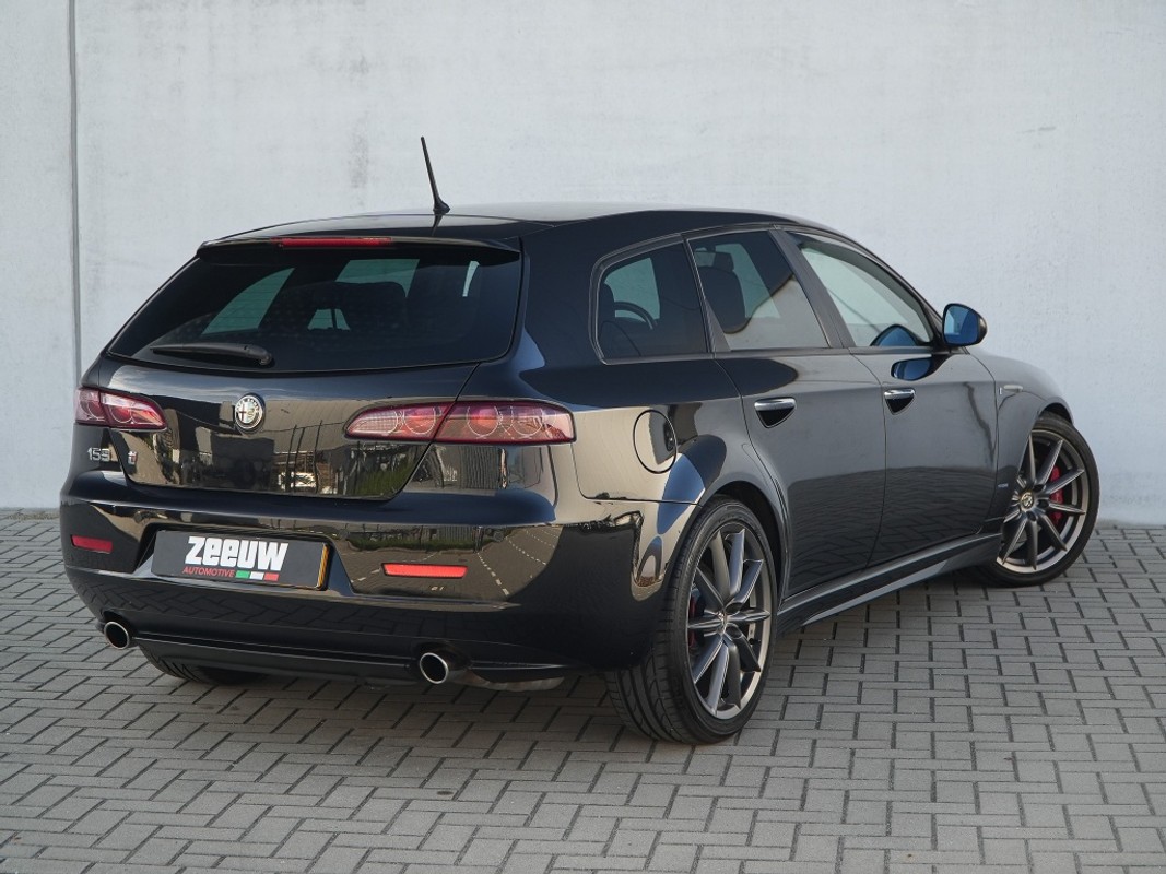 Alfa Romeo 159
