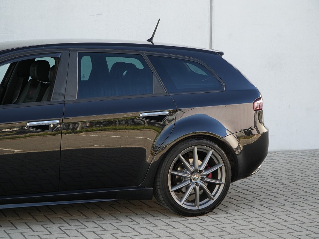 Alfa Romeo 159