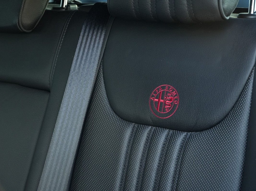 Alfa Romeo 159