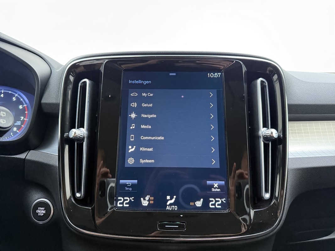 Volvo XC40