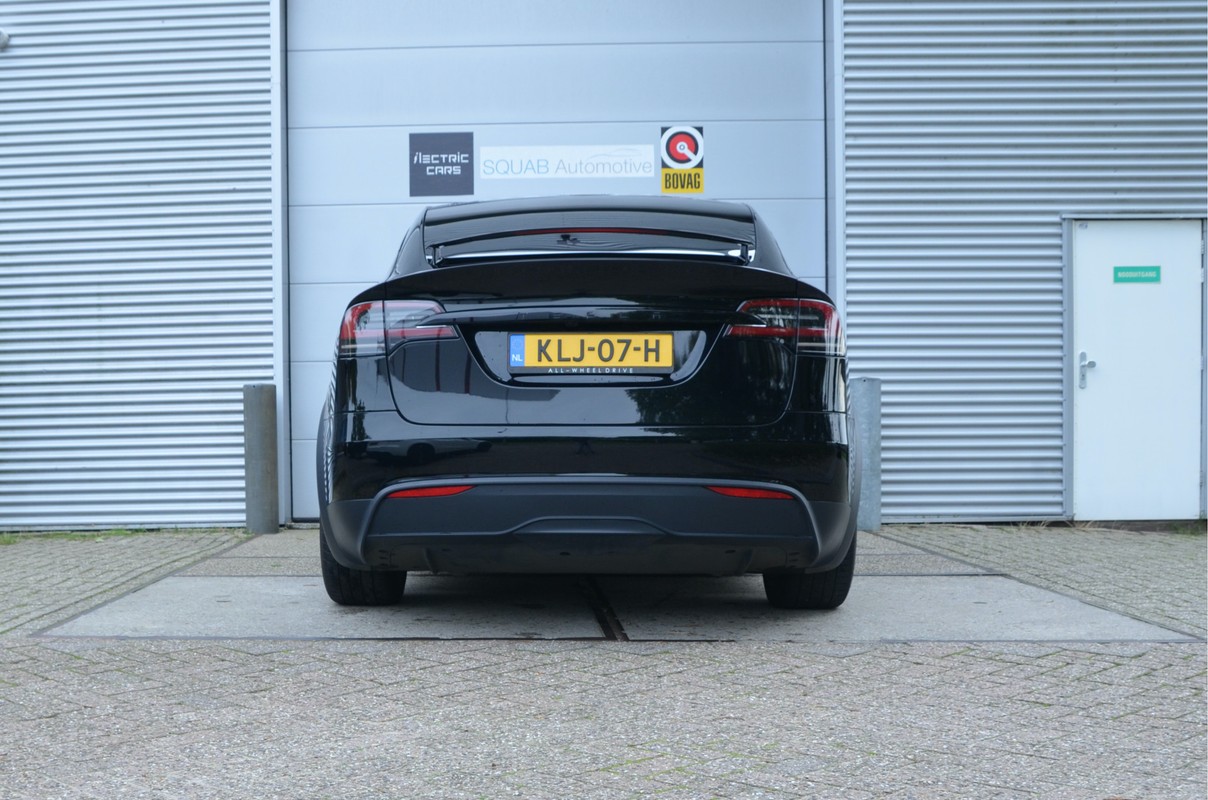 Tesla Model X