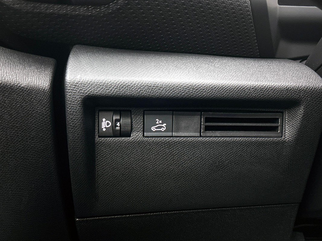 Citroën C4 X