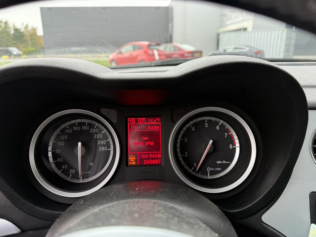 Alfa Romeo 159