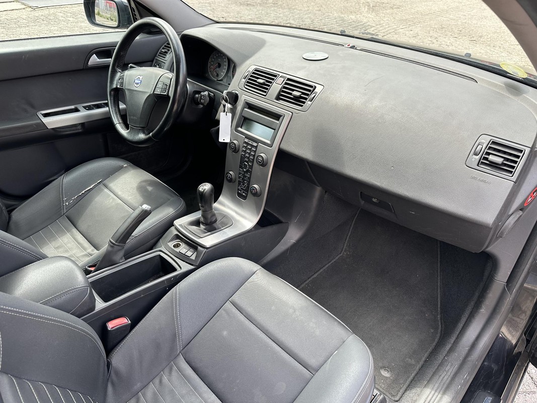 Volvo V50