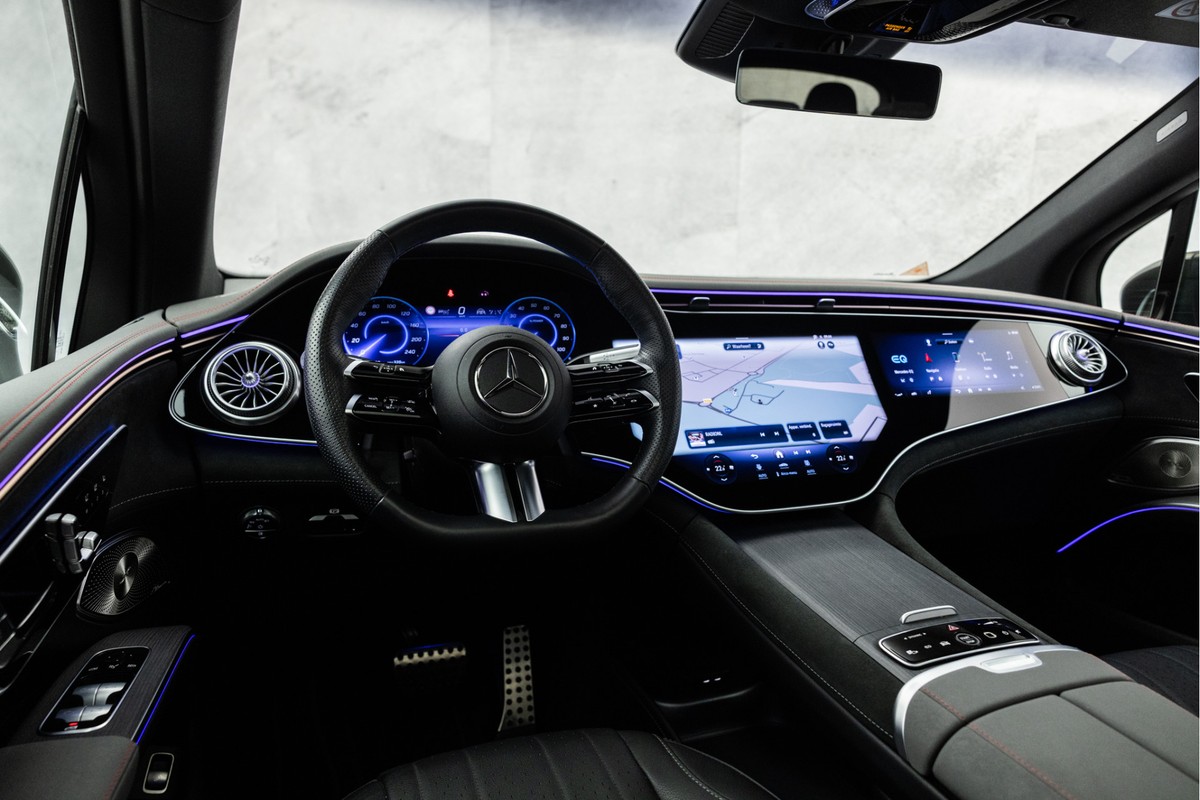 Mercedes-Benz EQS