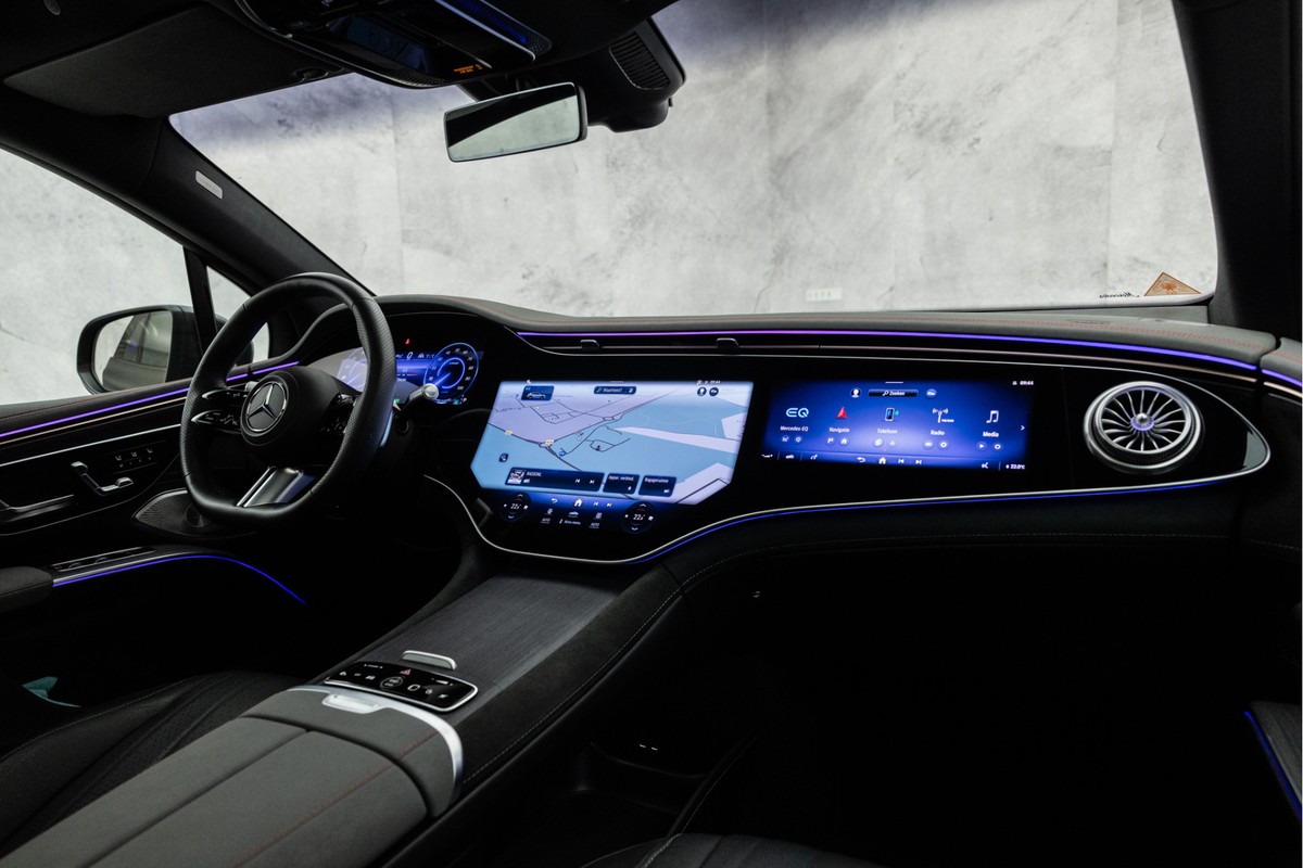 Mercedes-Benz EQS